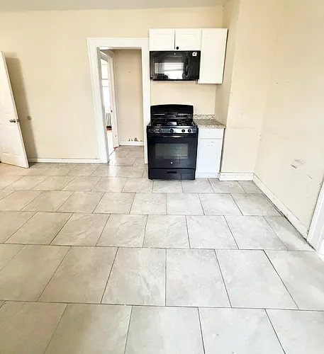 62 Fairfield St #2 Photo 1