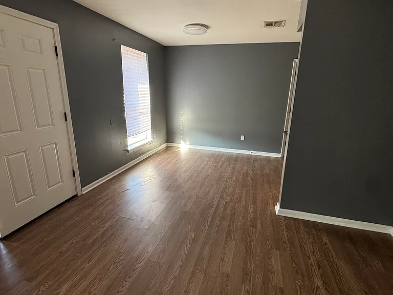 4019 Jupiter Dr — Photo 4