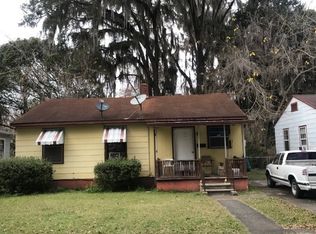 613 NE Lake Dr, Lake City, FL 32055