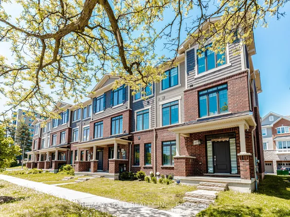 147 Hibiscus Ln, Hamilton, ON L8K 0A3