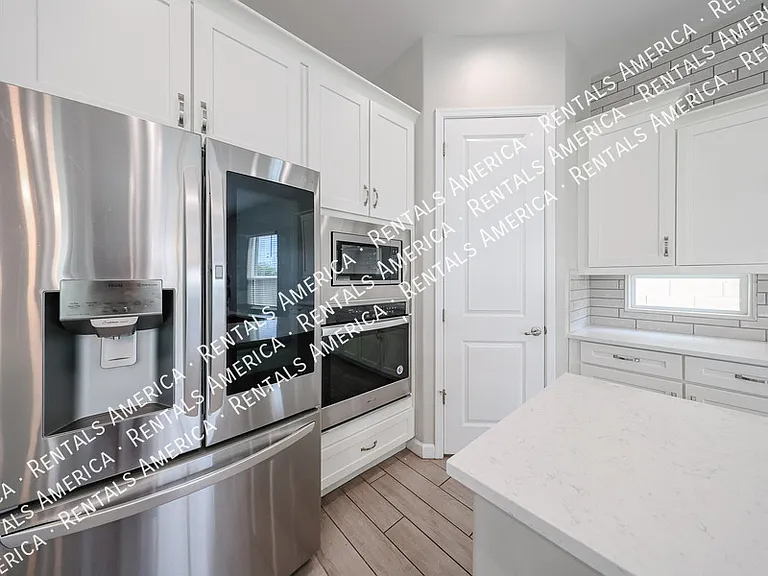 1829 E Saguaro Park Ln — Photo 34