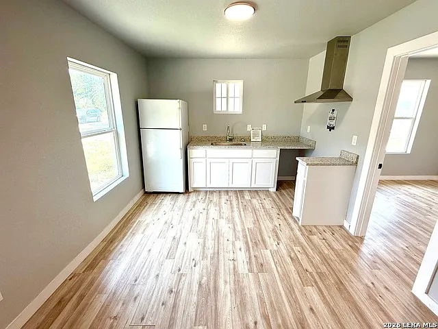 2 bed, 1.0 bath, 565 sqft, $1,099 — Photo 3