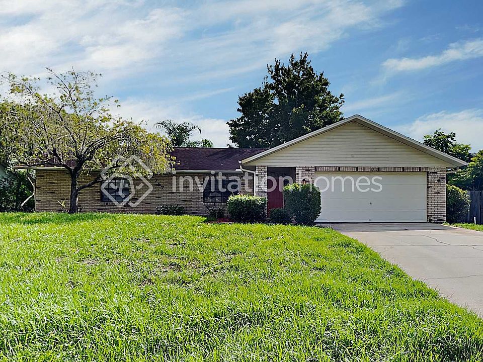 1st image of 2717 Royal Palm Dr