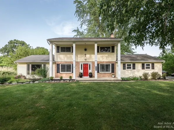 8049 Teaticket Ln, Ypsilanti, MI 48197