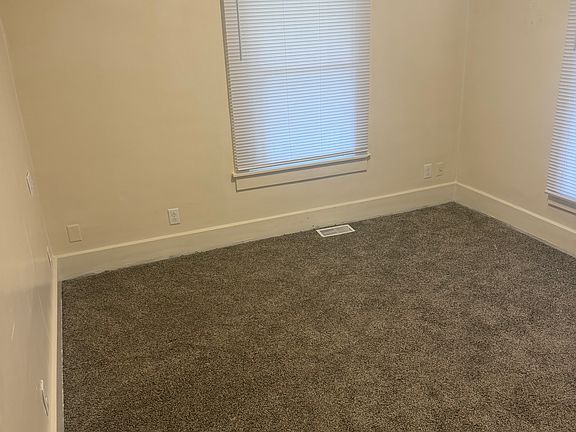5th image of 2228 S Lowell Ave