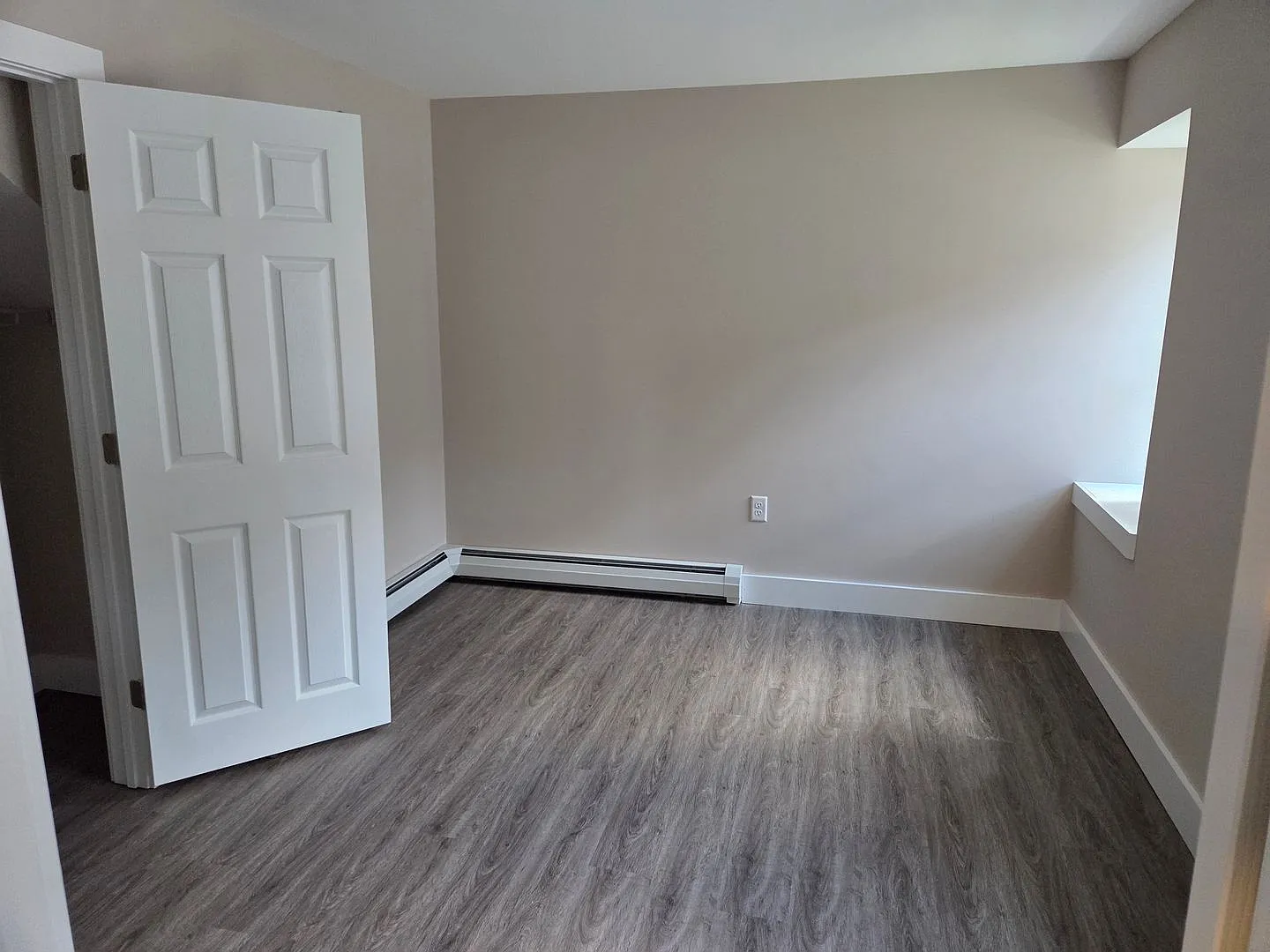 61 Malletts Bay Ave — Photo 4