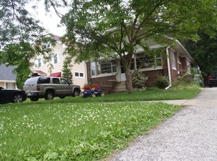 926 Pearl St, Aurora, IL 60505