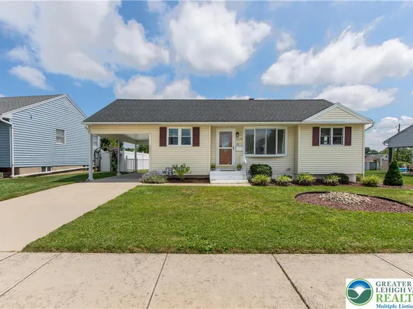 1634 Primrose Ln, Bethlehem, PA 18018