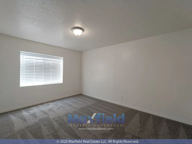 2722 N Double Eagle Dr — Photo 32