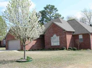 608 Llama Dr, Searcy, AR 72143