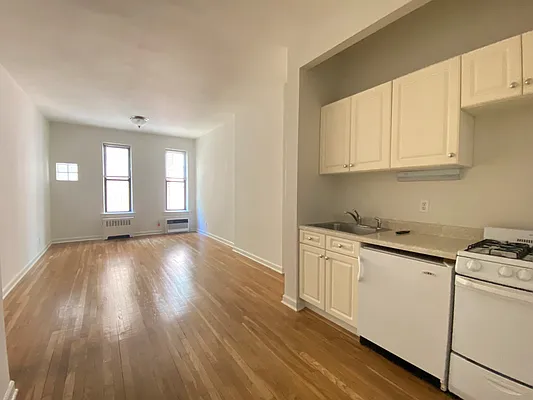 Rented by Douglas Elliman | media 5