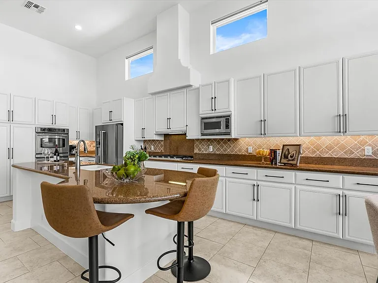 79370 Mission Dr W — Photo 11