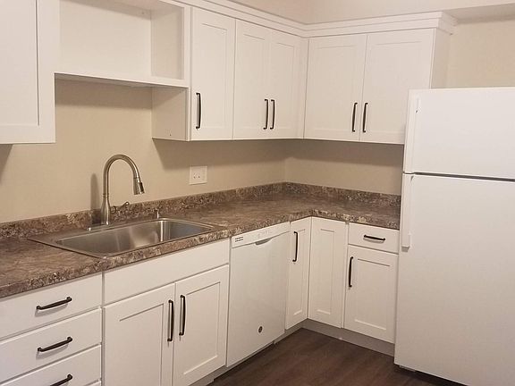 3rd image of 1043 S 800 E APT 2