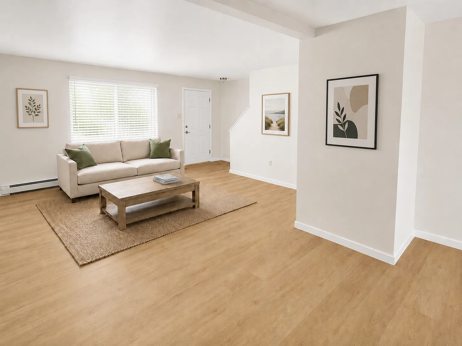 Stonehenge Apartments — Photo 3