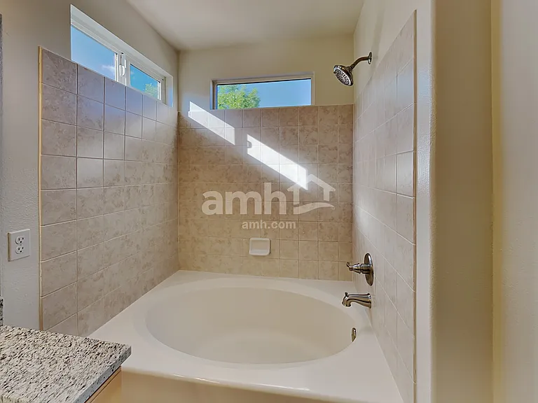 4990 Hawk Meadow Dr — Photo 11