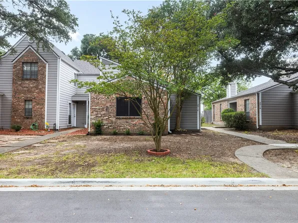 2518 Cross Timbers Dr, College Station, TX 77840