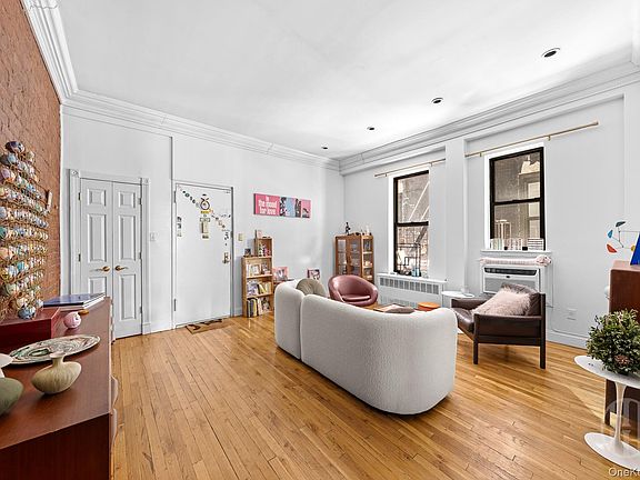 4th image of 74 W 85th Street #5