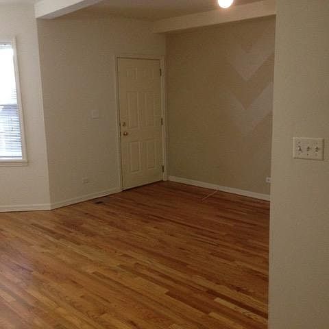 2nd image of 2219 W Medill Ave