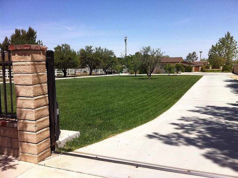 Front Yard April 2012