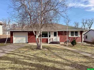 516 W 2nd St, Wakefield, NE 68784