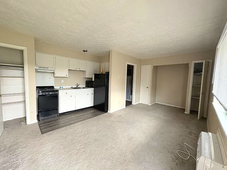 803 Dayton Oxford Rd #M6Y — Photo 2