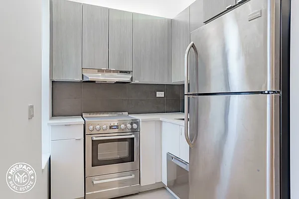 Rented by MySpaceNYC | media 21