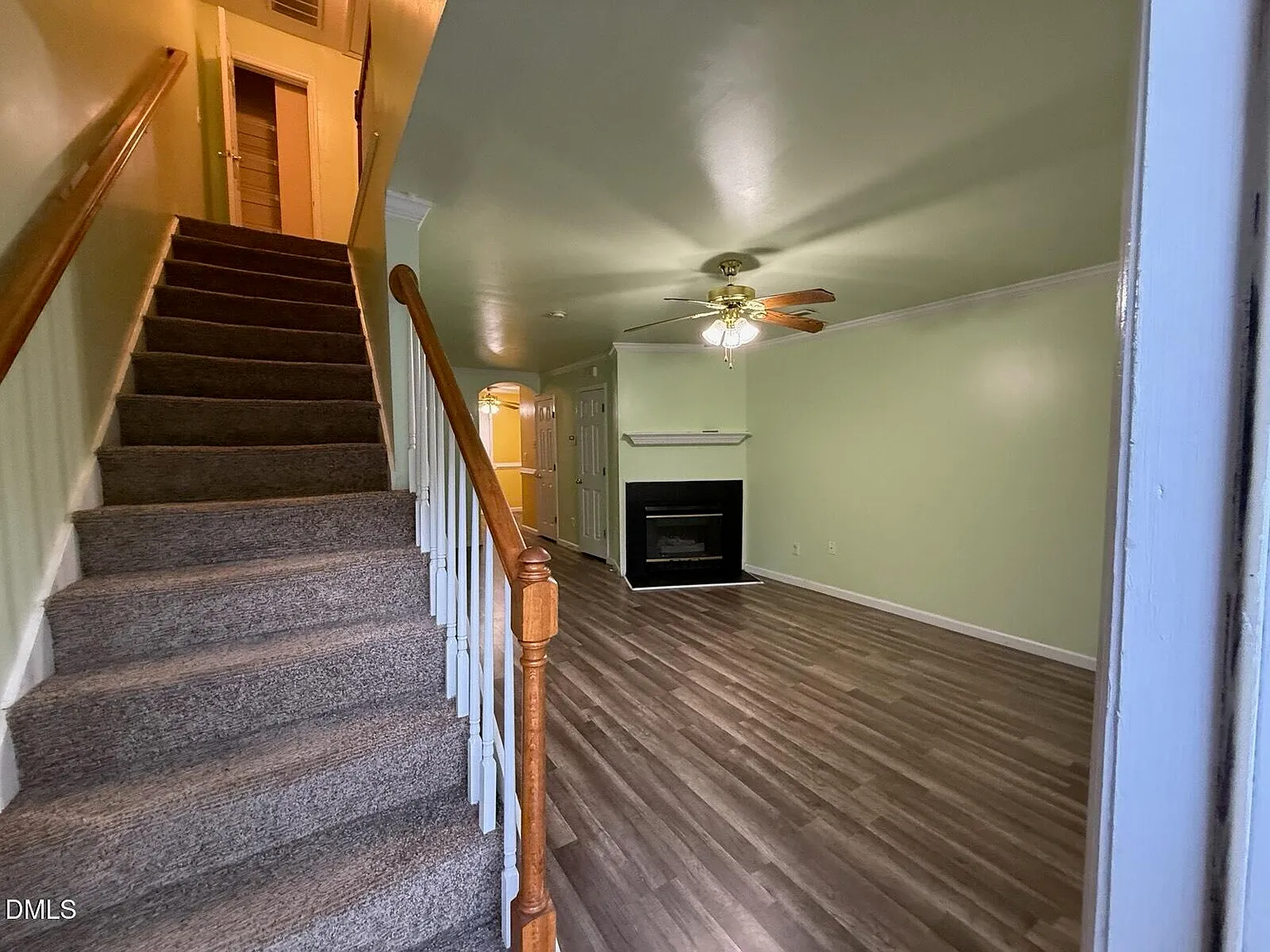 2 bed, 2.5 bath, $1,525 — Photo 3