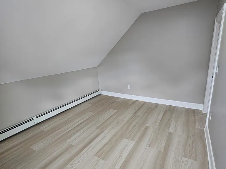 100 Linwood Ave #3 — Photo 17