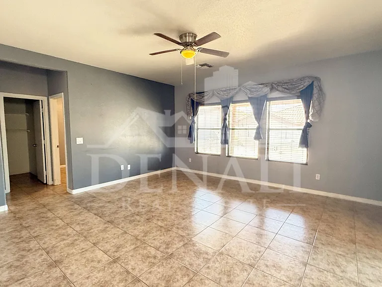 2858 W Mineral Butte Dr — Photo 6