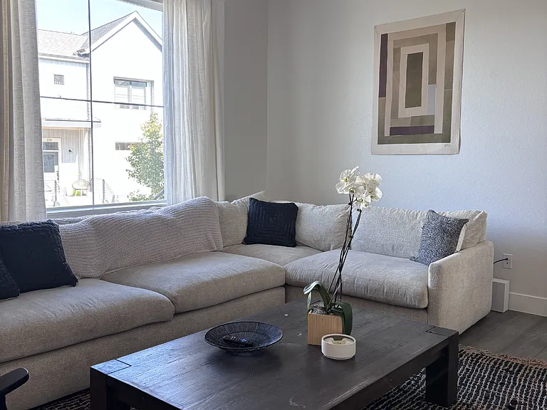 256 Clementina St #256 — Photo 5