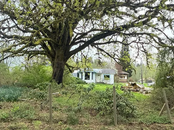 7229 Robe Menzel Rd, Granite Falls, WA 98252