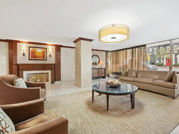 530 East 72nd Street image 16 of 21