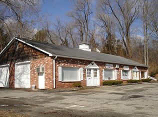 508 Federal Rd, Brookfield, CT 06804