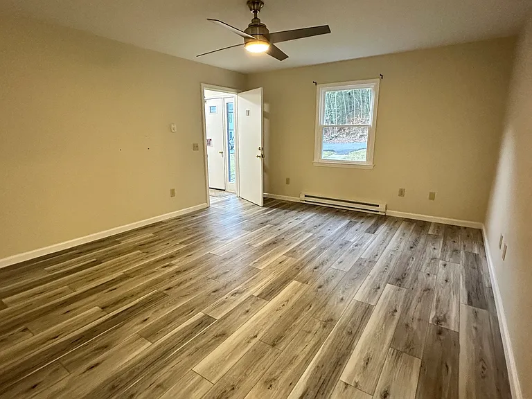 70 Pond Meadow Rd — Photo 5
