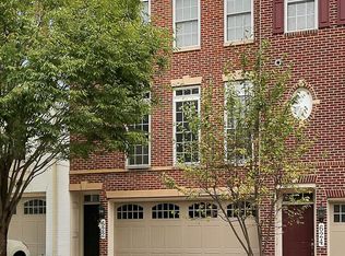 622 Seaton Square Dr, Silver Spring, MD 20901