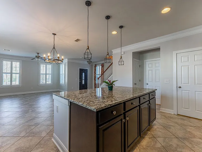 3257 Moonlight Dr — Photo 18