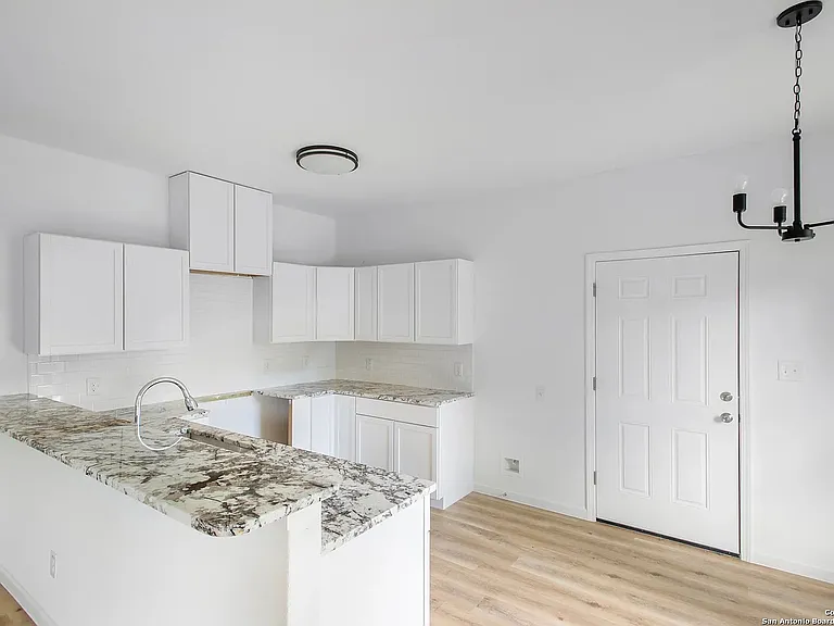 5857 Mayo Dr — Photo 11