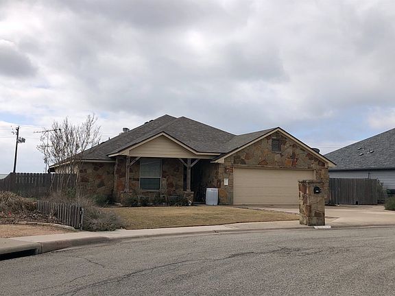 3rd image of 217 Cailin Ct