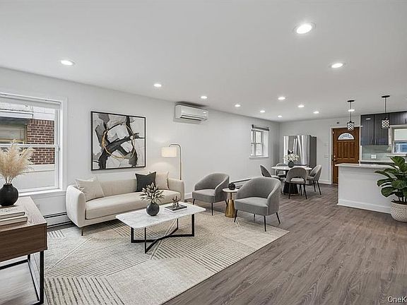 4th image of 5020 Clearview Expy