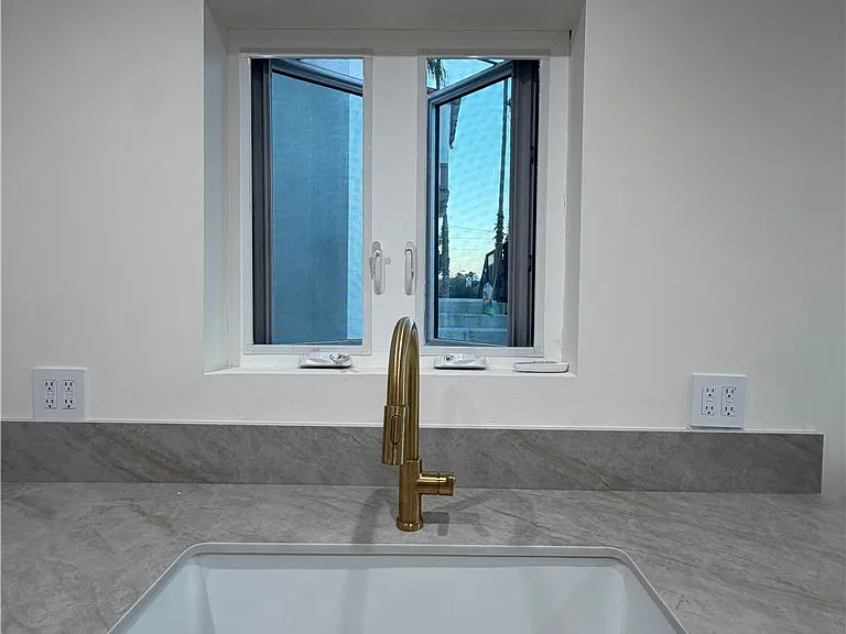 3454 W 48th St — Photo 5