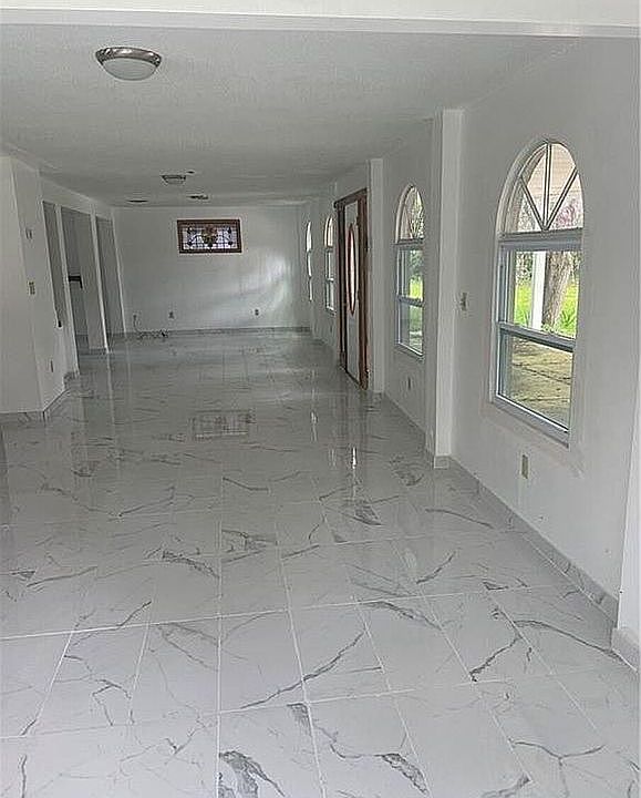 1st image of 9125 Markland Ln