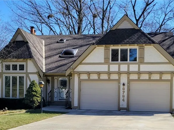 6764 N Park Ave, Gladstone, MO 64118