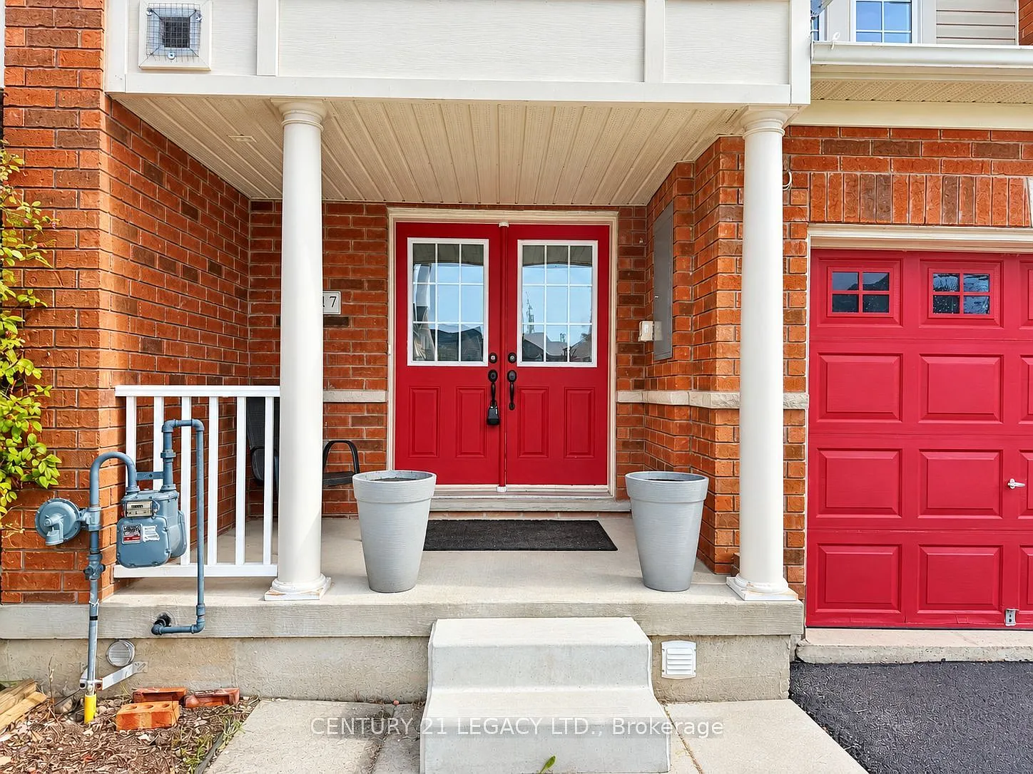 3 bed, $3,500 — Photo 2