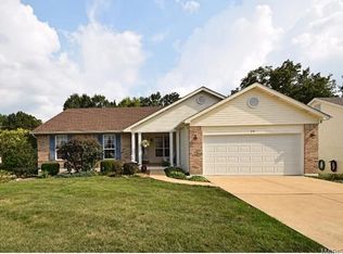 28 Powderhorn Ct, Fenton, MO 63026