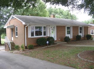 995 Hutton St, Winston Salem, NC 27101