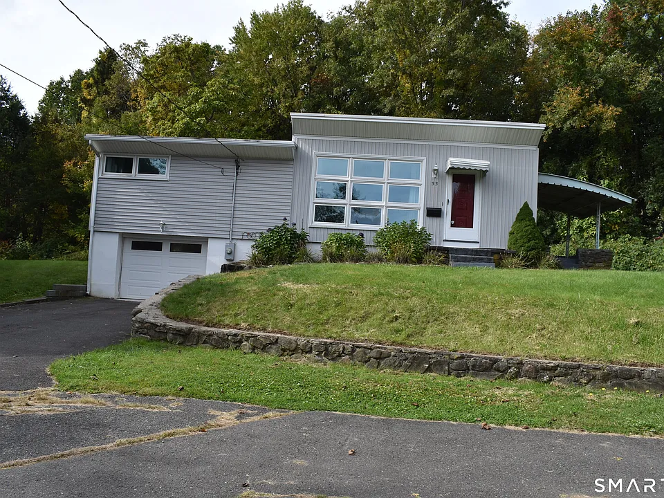 33 Wagon Wheel Ct