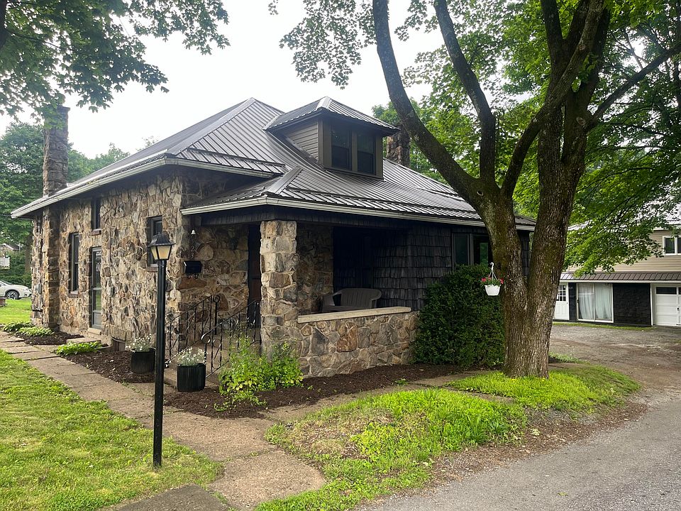 1st image of 523 N Penn St