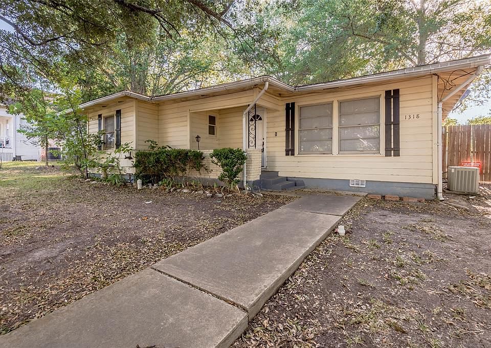 1st image of 1318 Avenue