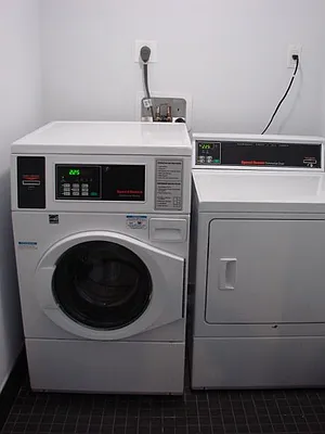 Rented by ABCO Commercial Properties, LLC | media 19