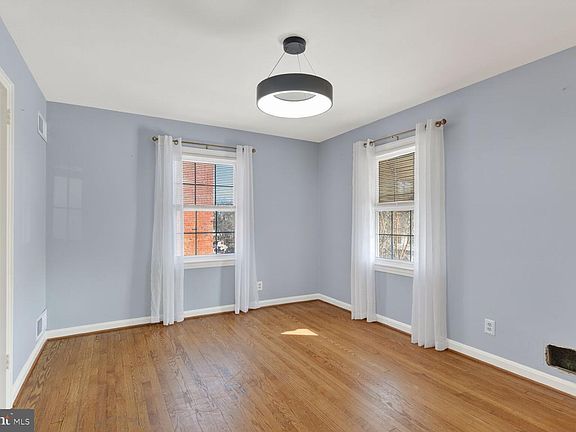 3rd image of 2611 13th Rd S